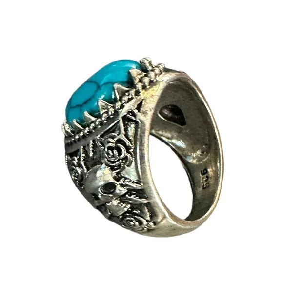 Turquoise and silver thick ring with engraved skulls retro size 6 - Picture 3 of 6